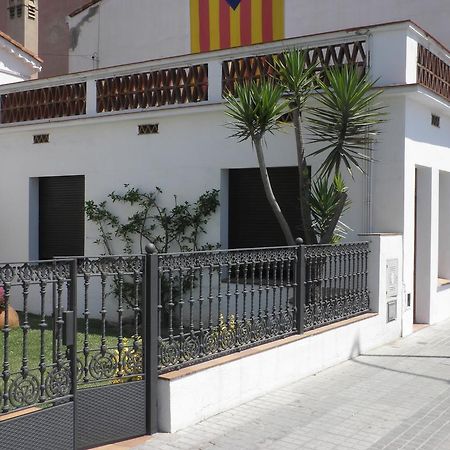 Apartament Can Batlle Premia De Mar Bilik gambar